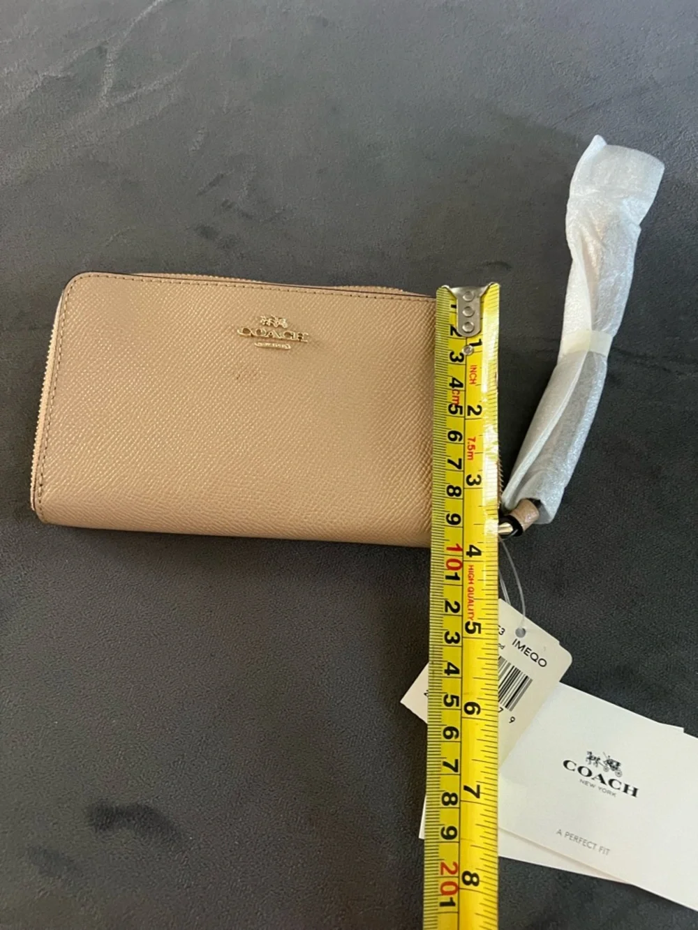 NWT Coach Zip Around Wallet in Light Taupe - Picture 7 of 8
